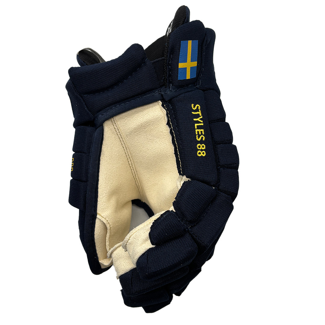 William Nylander - Code Encrypt Pro Stock Hockey Glove - Four Nations (Sweden)